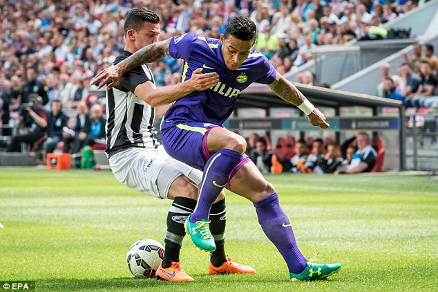 Menphis Depay, tân bính đầu tiên của M.U ở kỳ chuyển nhượng mùa hè 2015
