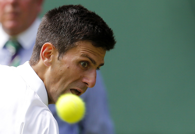 Djokovic gặp đối thủ dễ chịu ở v&ograve;ng 2