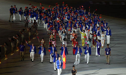 Đo&agrave;n TTVN tham dự SEA Games 28 với 570 th&agrave;nh vi&ecirc;n trong đ&oacute; c&oacute; 392 VĐV, 133 HLV v&agrave; xếp thứ 3 to&agrave;n đo&agrave;n.