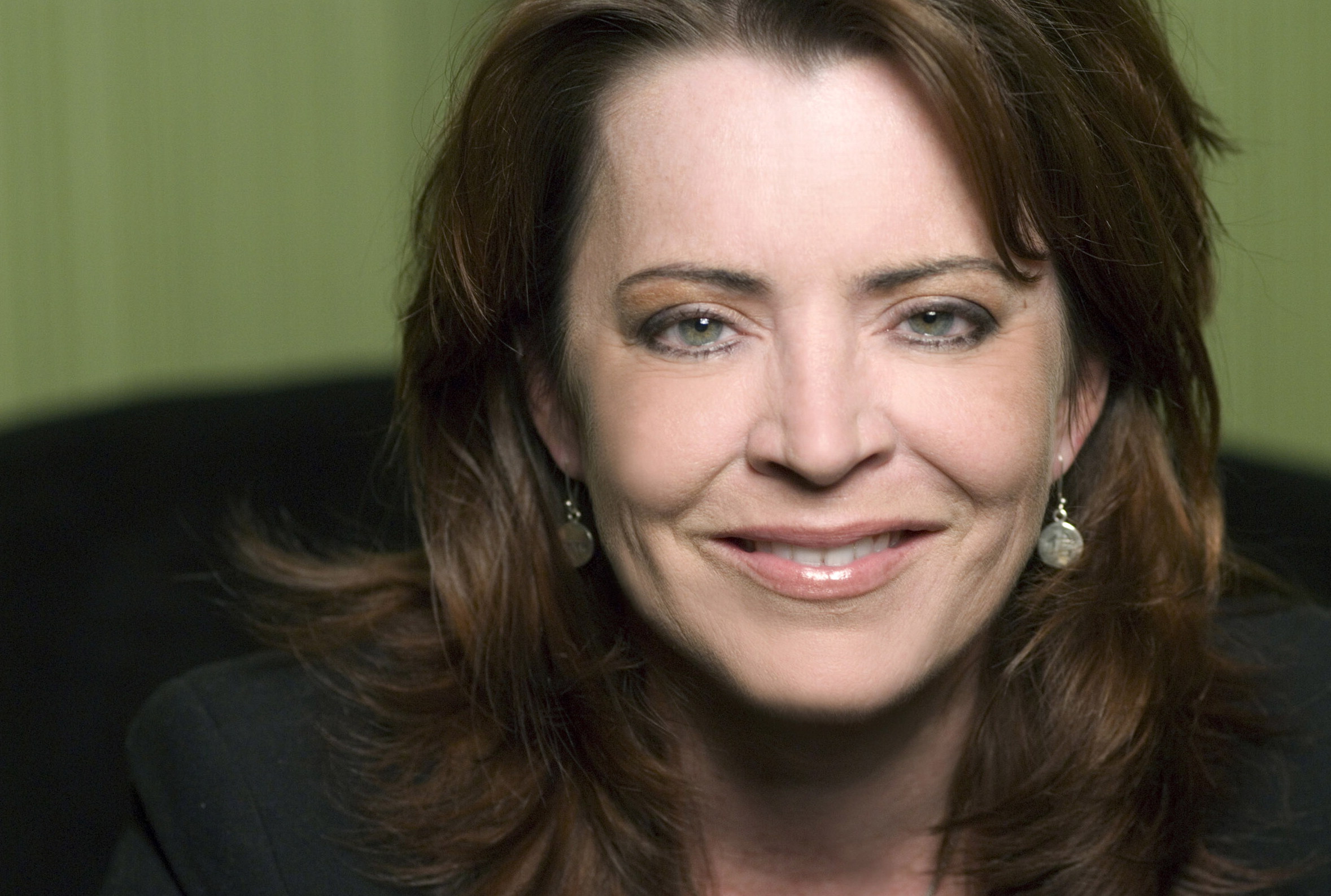 Kathleen Madigan, ng&ocirc;i sao truyền h&igrave;nh thực tế v&agrave; diễn vi&ecirc;n h&agrave;i người Mỹ&nbsp;