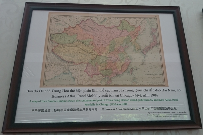 Trước đ&oacute;, bản đồ của đế chế Trung Hoa do Business Atlas, Rand McNally xuất bản tại Chicago (Mỹ) chỉ c&oacute; phần l&atilde;nh thổ đến đảo Hải Nam, kh&ocirc;ng c&oacute; ho&agrave;ng Sa, Trường Sa.