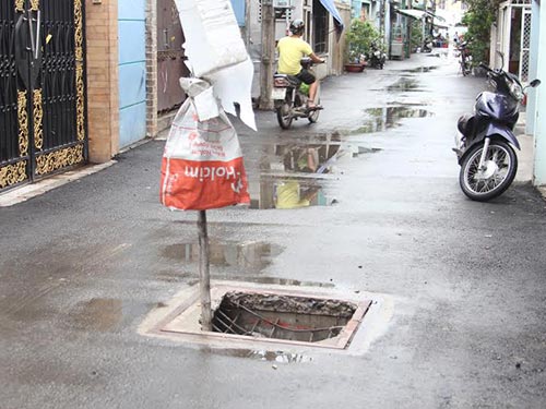 Yêu cầu thay nắp cống mới