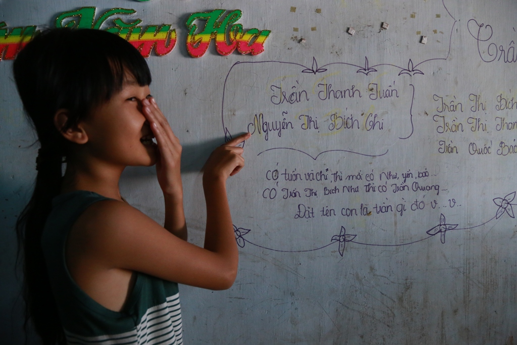 Yến bật cười khi được hỏi l&yacute; do viết C&oacute; Tuấn v&agrave; Chi th&igrave; mới c&oacute; Như, Yến, Bảo: