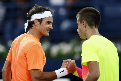 Federer v&agrave; Coric sau trận b&aacute;n kết