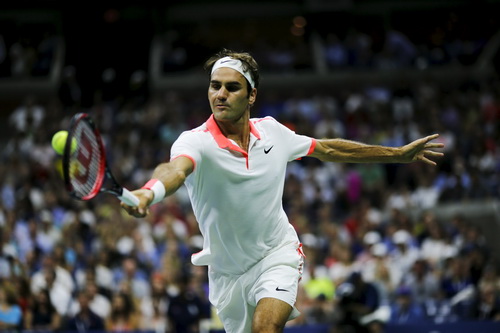 Berdych, Isner nối nhau bị loại, Federer chờ Gasquet ở tứ kết