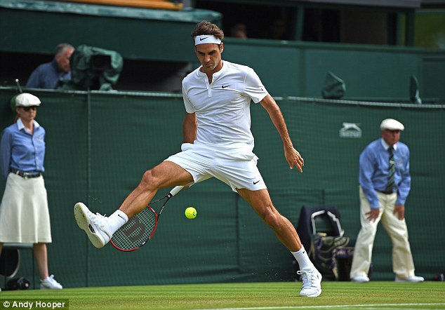 Pha biểu diễn kỹ thuật của Federer