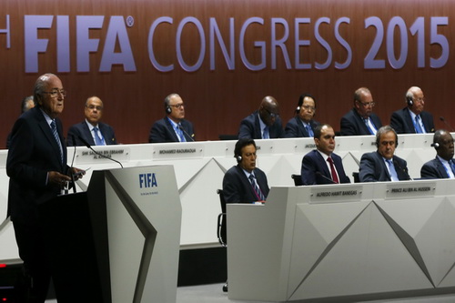 Cựu phó chủ tịch FIFA nộp 10 triệu USD để được tại ngoại