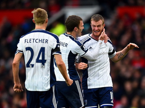 Những người cũ của s&acirc;n Old Trafford như Darren Fletcher (24) vui mừng sau khi chia tay M.U