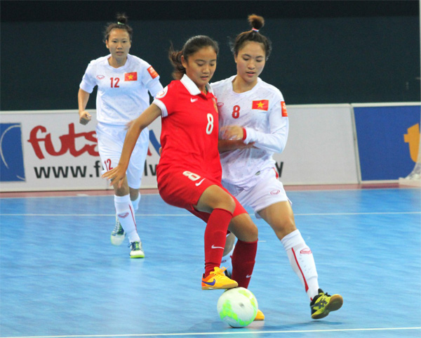 Tuyển futsal nữ Việt Nam thua ngược Trung Quốc đáng tiếc