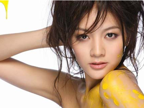 Người mẫu, diễn vi&ecirc;n Ng&ocirc; &Aacute; Hinh 