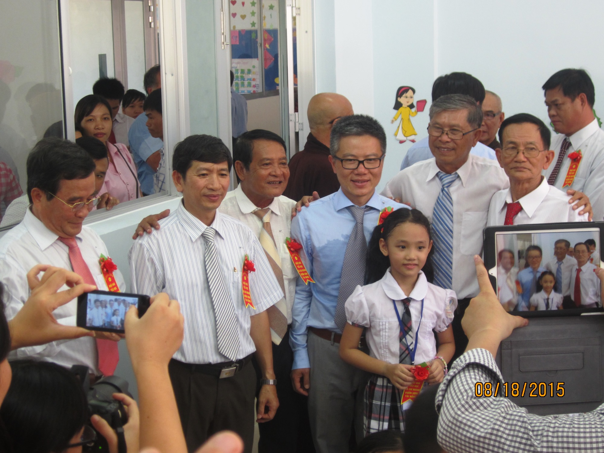 GS Ng&ocirc; Bảo Ch&acirc;u tr&ograve; chuyện c&ugrave;ng gi&aacute;o vi&ecirc;n, những người l&agrave;m c&ocirc;ng t&aacute;c gi&aacute;o dục tại Ph&uacute; Y&ecirc;n