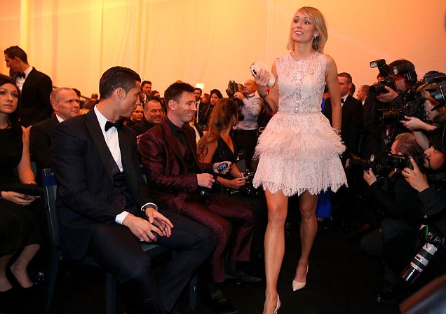 Stephanie Roche (CH Ireland), người có bàn thắng đẹp thứ nhì của năm, sau Rodriguez