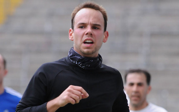 Andreas Lubitz tham gia cuộc thi marathon Lufthansa 2013. Ảnh: BILD