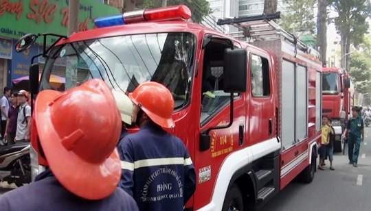 Cháy nổ trong tiệm kem giữa trung tâm Sài Gòn