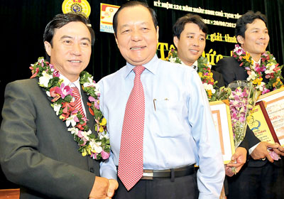 GIẢI THƯỞNG TÔN ĐỨC THẮNG 2015: 20 cá nhân vào vòng sơ tuyển
