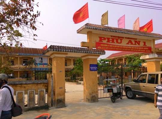 Đình chỉ công tác cô giáo đánh đồng nghiệp