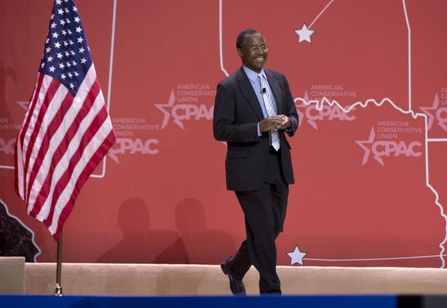 Cựu b&aacute;c sĩ giải phẫu thần kinh Ben Carson. Ảnh: AP