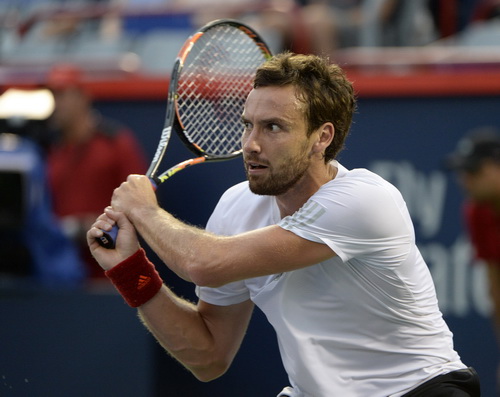 Gulbis su&yacute;t l&agrave;m n&ecirc;n cuộc lật đổ lịch sử trước tay vợt số 1 thế giới
