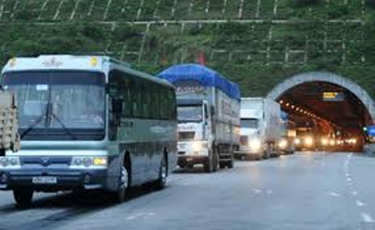 Hầm đường bộ Hải V&acirc;n sẽ giảm kẹt xe