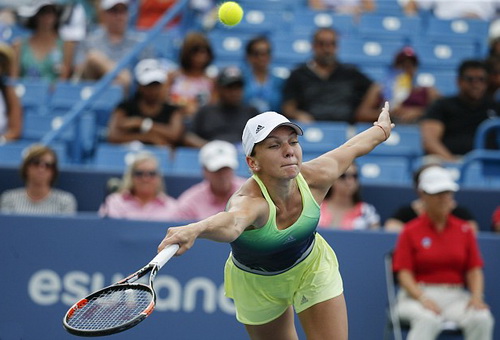 Halep chưa thể c&oacute; chiến thắng thứ 2 sau s&aacute;u lần chạm tr&aacute;n Serena
