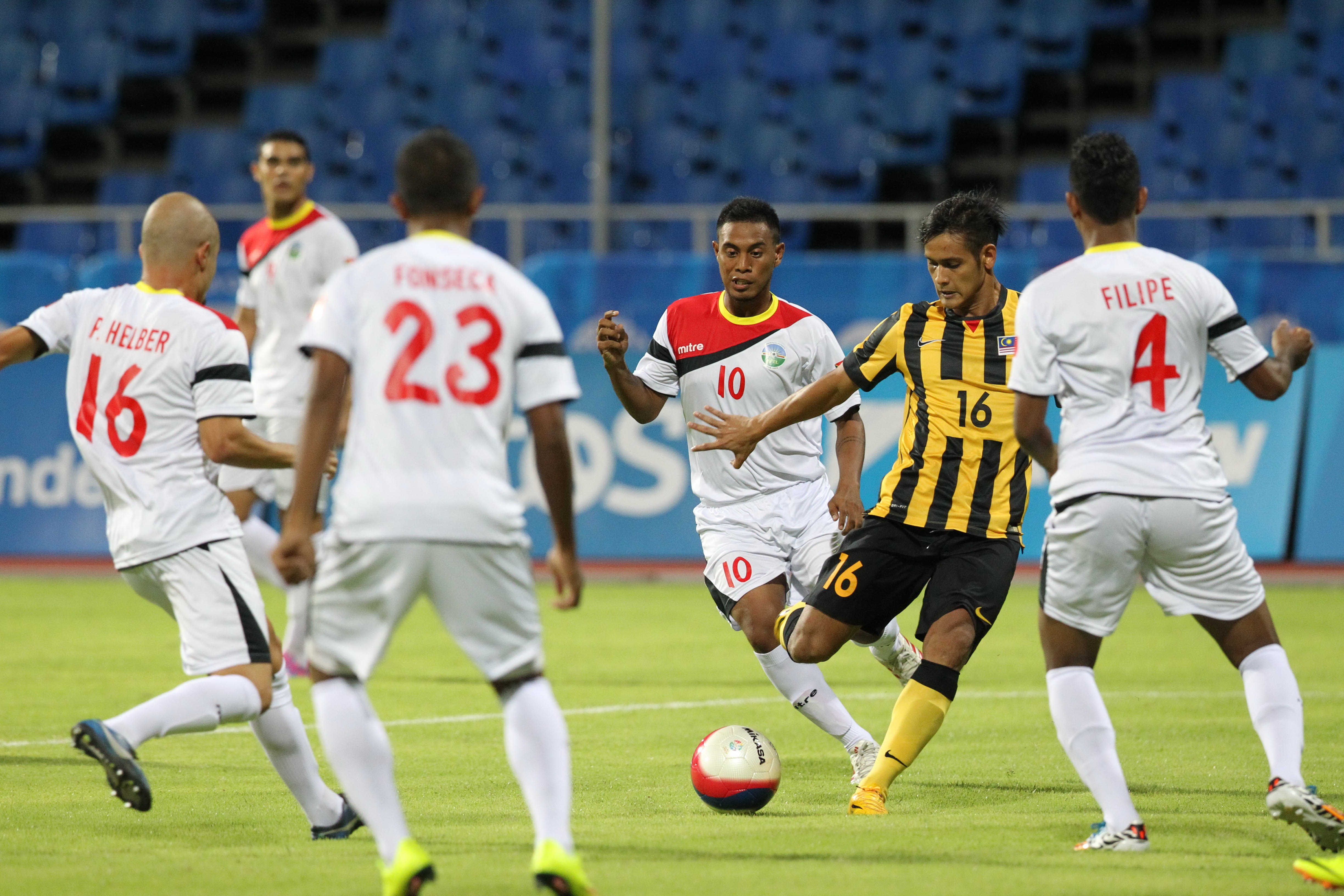 B&aacute;o ch&iacute; ch&acirc;u &Aacute; sốc nặng l&yacute; do Timor Leste bại trận 1-7 trước Malaysia - Ảnh 4.
