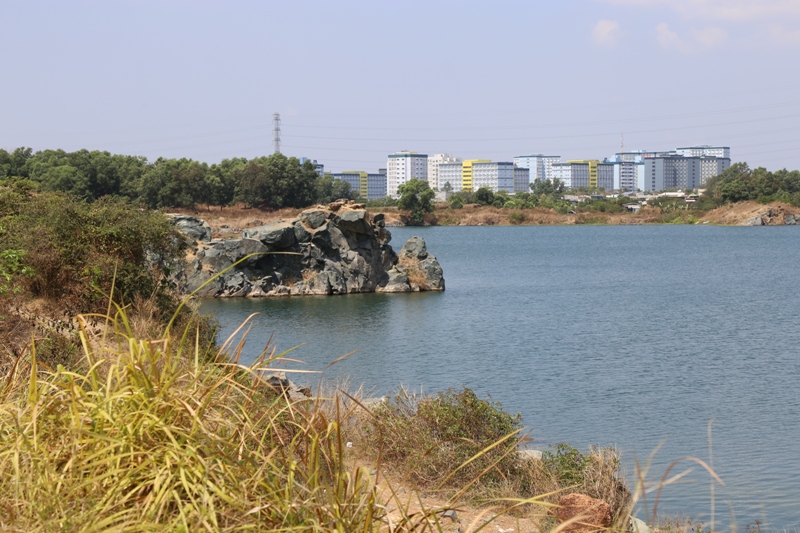 Cảnh quang Hồ Đ&aacute; chỗ Phương thiệt mạng cảnh quang rất đẹp
