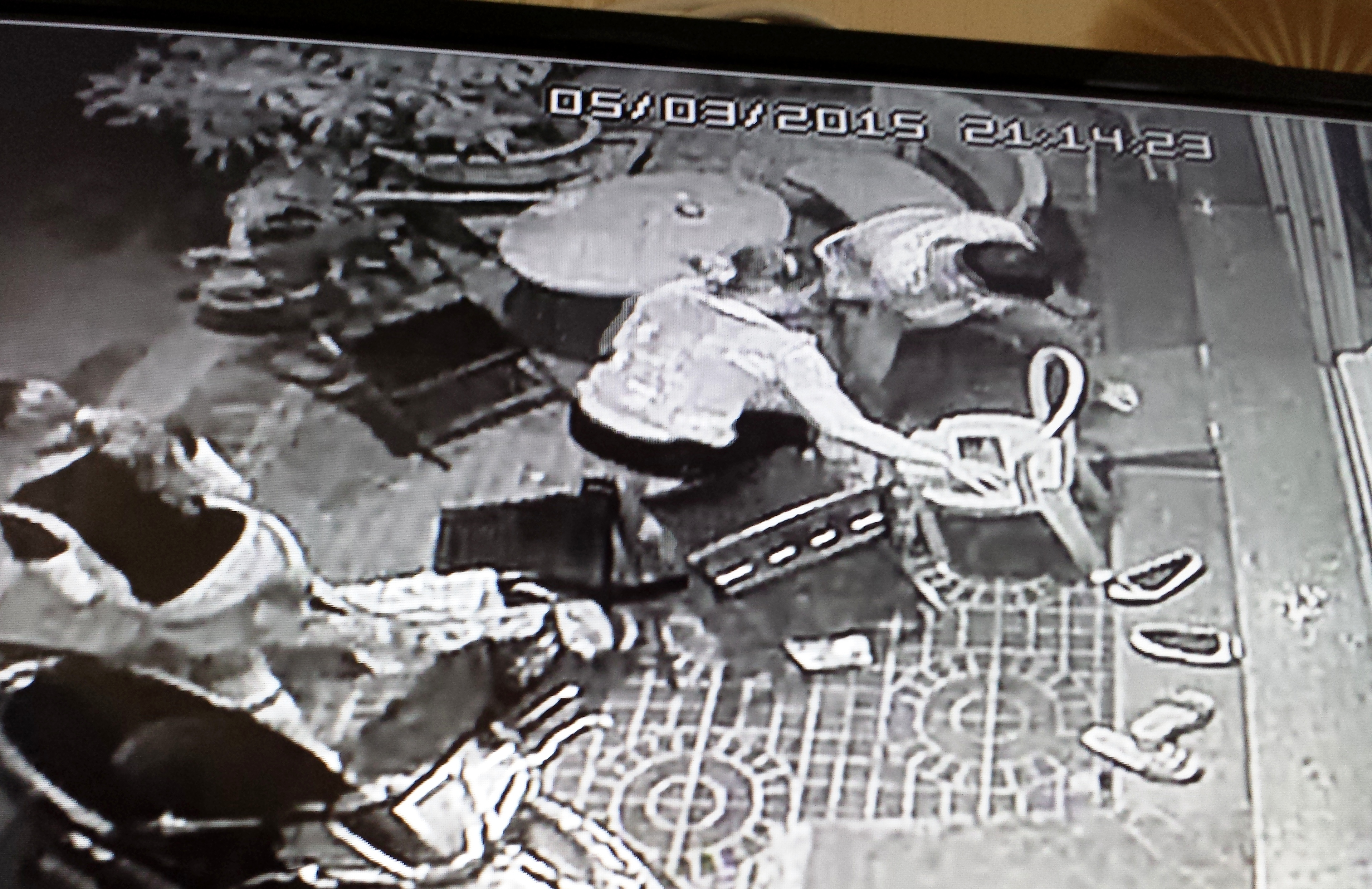 Hiện trường vụ việc xảy ra được camera ở nh&agrave; &ocirc;ng Hậu ghi lại