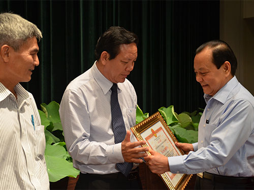 Diệt đói, xóa nghèo