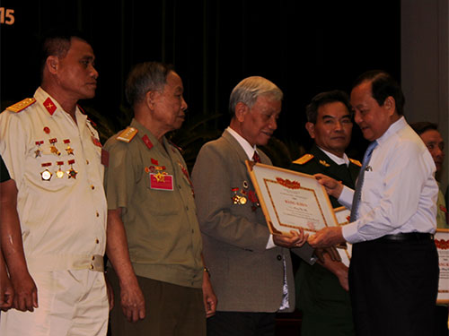 Không để người có công chịu thiệt thòi