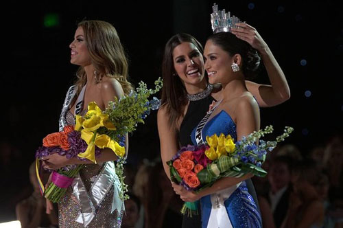 Dư âm buồn của Hoa hậu Hoàn vũ 2015