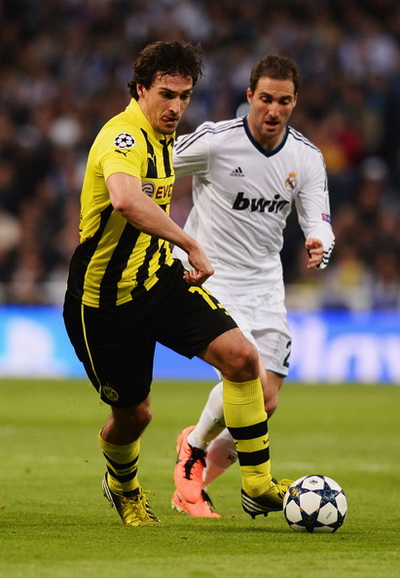 Hummel - trụ cột hàng thủ Dortmund