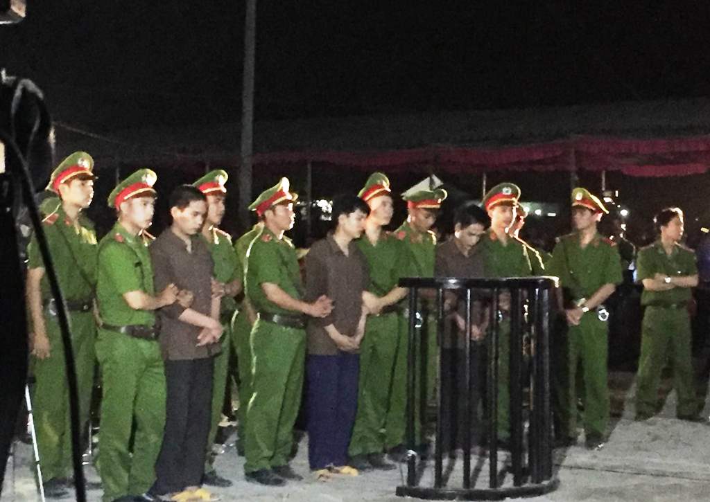 3 bị c&aacute;o đang tuy&ecirc;n &aacute;n
