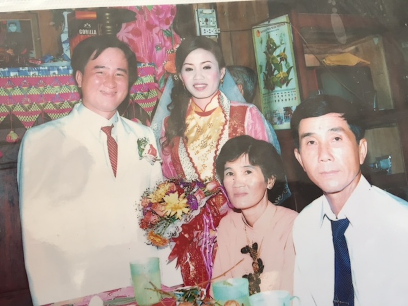 Vợ chồng anh Thắng trong ngày cưới cách đây 5 năm
