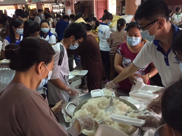 Những m&oacute;n cơm chay gi&uacute;p no l&ograve;ng sĩ tử