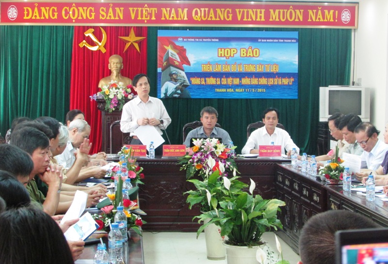 Bộ Th&ocirc;ng tin v&agrave; Truyền th&ocirc;ng họp b&aacute;o về triển l&atilde;m bản đồ v&agrave; trưng b&agrave;y tư liệu qu&yacute; về chủ quyền 2 quần đảo Ho&agrave;ng Sa v&agrave; Trường Sa của Việt Nam