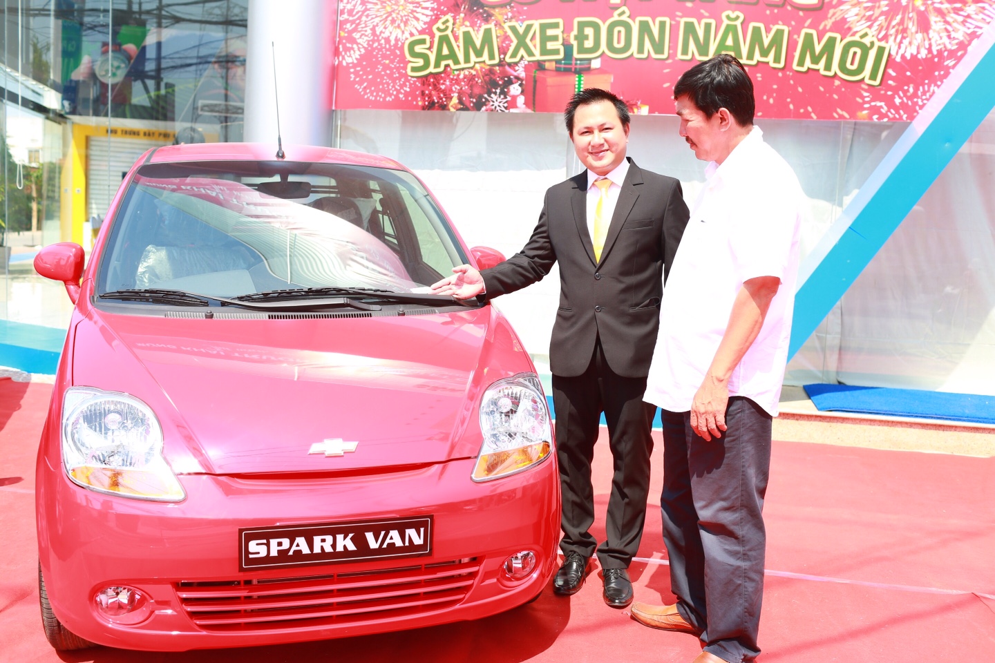 Chevrolet Cần Thơ giới thiệu đến kh&aacute;ch h&agrave;ng ở ĐBSCL d&ograve;ng xe Spark Van gi&aacute; 253 triệu đồng
