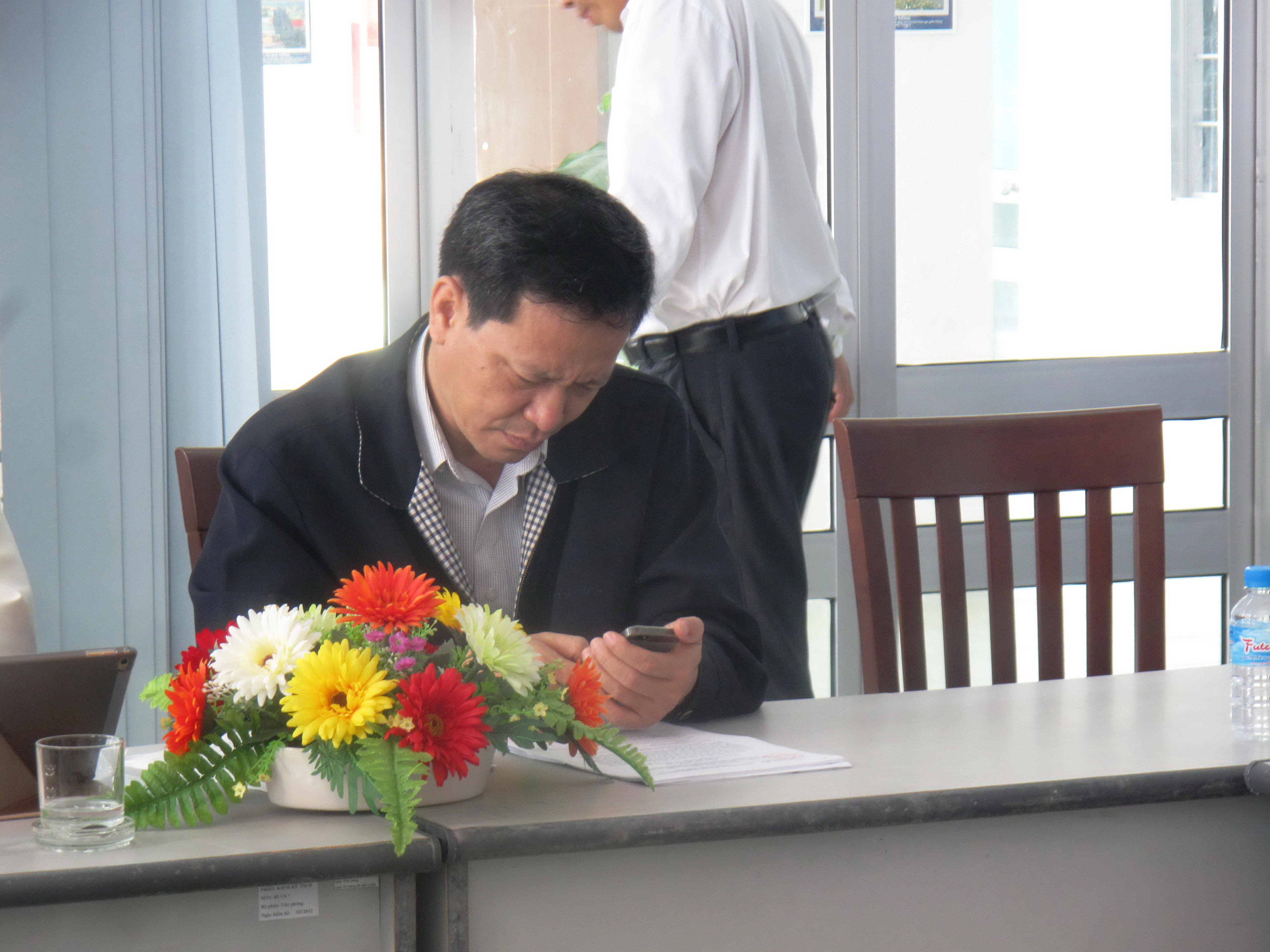 &Ocirc;ng L&ecirc; Thanh Phương, Gi&aacute;m đốc Sở TT-TT Ph&uacute; Y&ecirc;n bị điều tra v&igrave; sai phạm trong nguy&ecirc;n tắc quản l&yacute; t&agrave;i ch&iacute;nh.