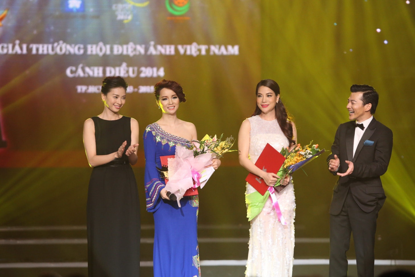 Trương Ngọc &Aacute;nh nhận giải C&aacute;nh diều v&agrave;ng hạng mục Nữ diễn vi&ecirc;n phim điện ảnh xuất sắc