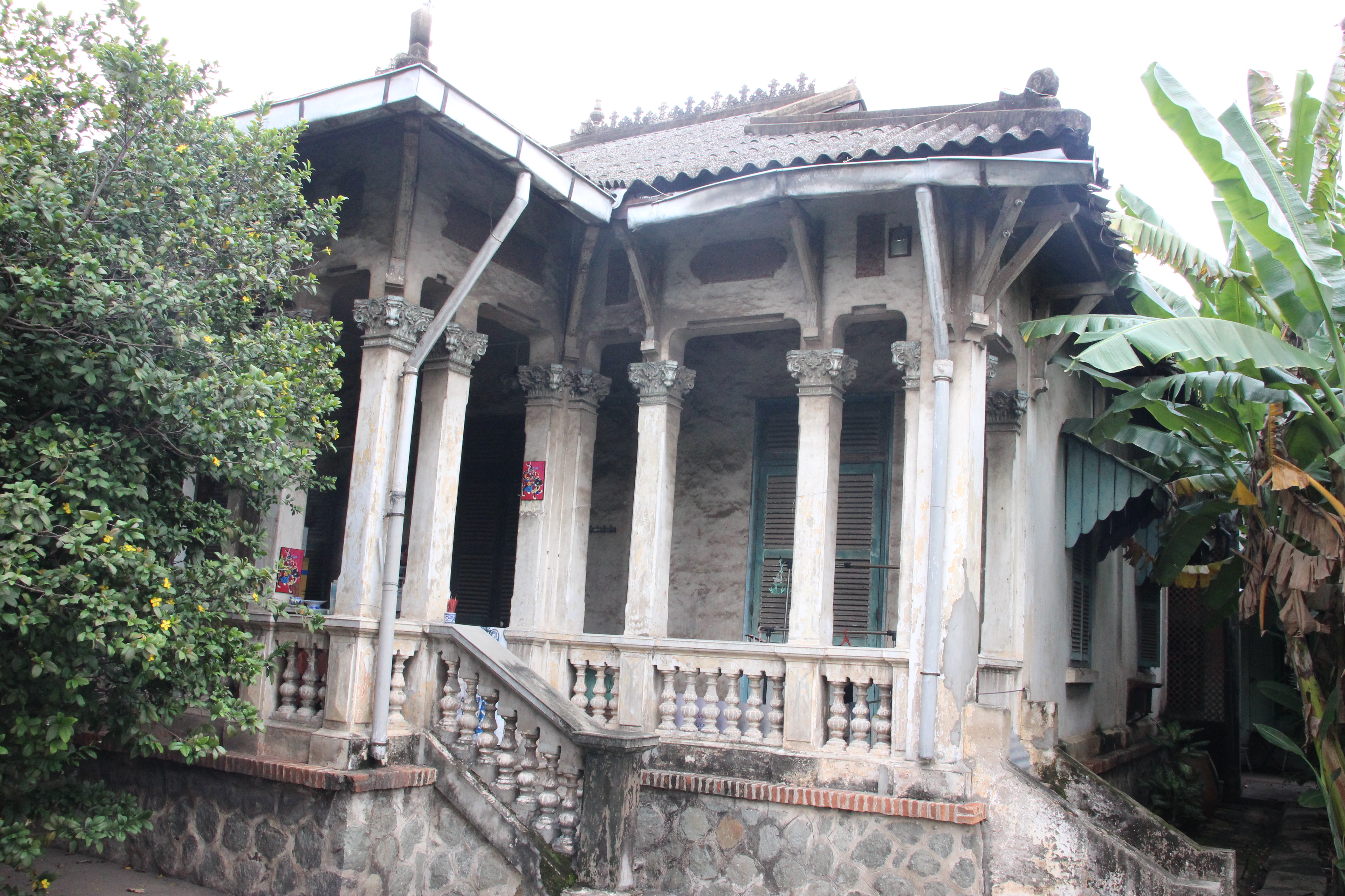 Giải cứu biệt thự cổ ở S&agrave;i G&ograve;n - Ảnh 2.
