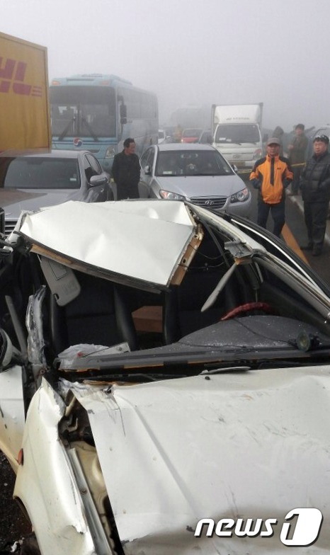 http://dimg.donga.com/wps/NEWS/IMAGE/2015/02/11/69590576.2.jpg