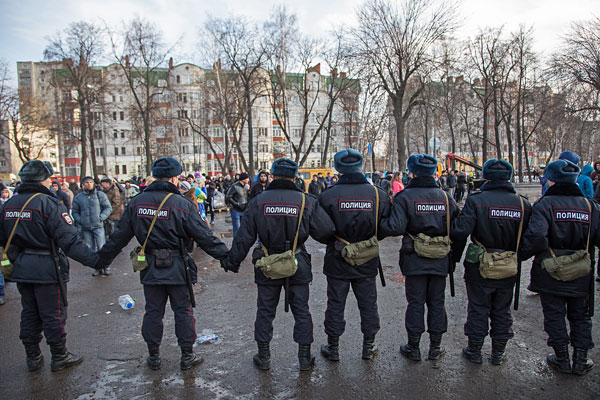 http://www.interfax.ru/ftproot/photos/photostory/2015/03/12/pojar4_600.jpg