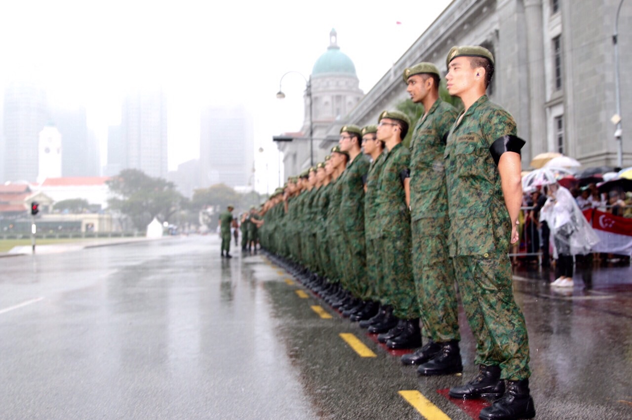 http://www.channelnewsasia.com/blob/1750686/1427602963000/soldiers-in-the-rain-lky-data.jpg