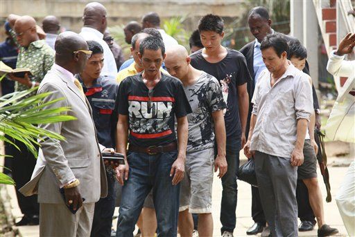 10 người Trung Quốc bị tố trộm vàng ở Ghana