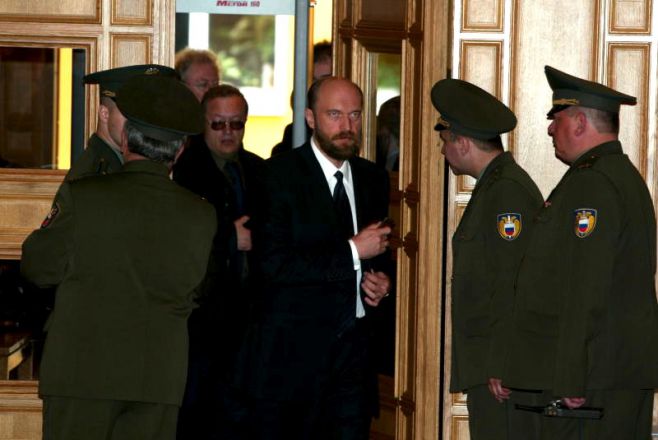 Hiện chưa rõ ông Pugachyov lấy tiền từ đâu để theo đuổi vụ kiện. Ảnh: THE MOSCOW TIMES