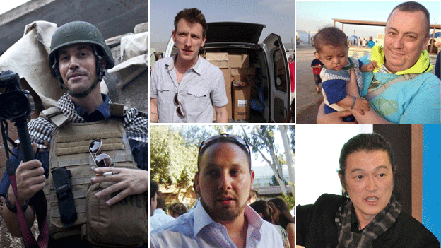 C&aacute;c nạn nh&acirc;n bị IS chặt đầu (từ tr&aacute;i sang theo chiều kim đồng hồ): James Foley, Abdul-Rahman (Peter) Kassig, Alan Henning, Kenji Goto v&agrave; Steven Sotloff