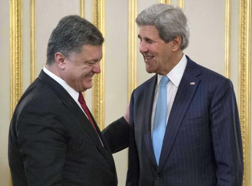 Cấp hay không cấp vũ khí cho Ukraine?