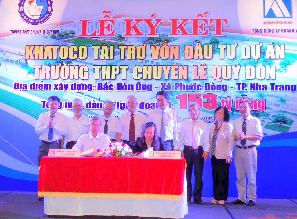 Lễ ký kết giữa nhà trường và Khatoco