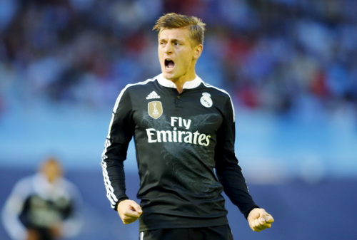 Toni Kroos mở màn cho cơn mưa bàn thắng của Real Madrid