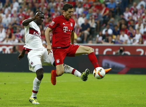 Lewandowski ấn định chiến thắng 3-0 ph&uacute;t 85 cho Bayern