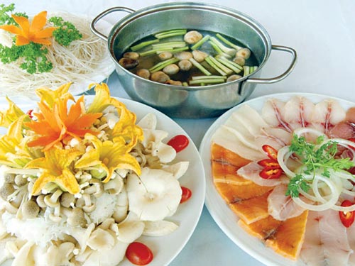 Thành phố hỗ trợ kinh phí cho dân liên hoan, phường đòi hóa đơn quyết toán